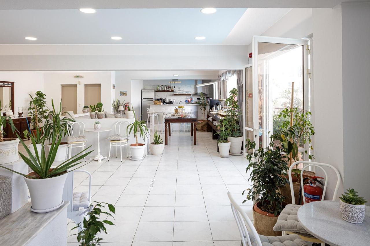 Kasteli Studios & Apartments Pánormos Екстериор снимка