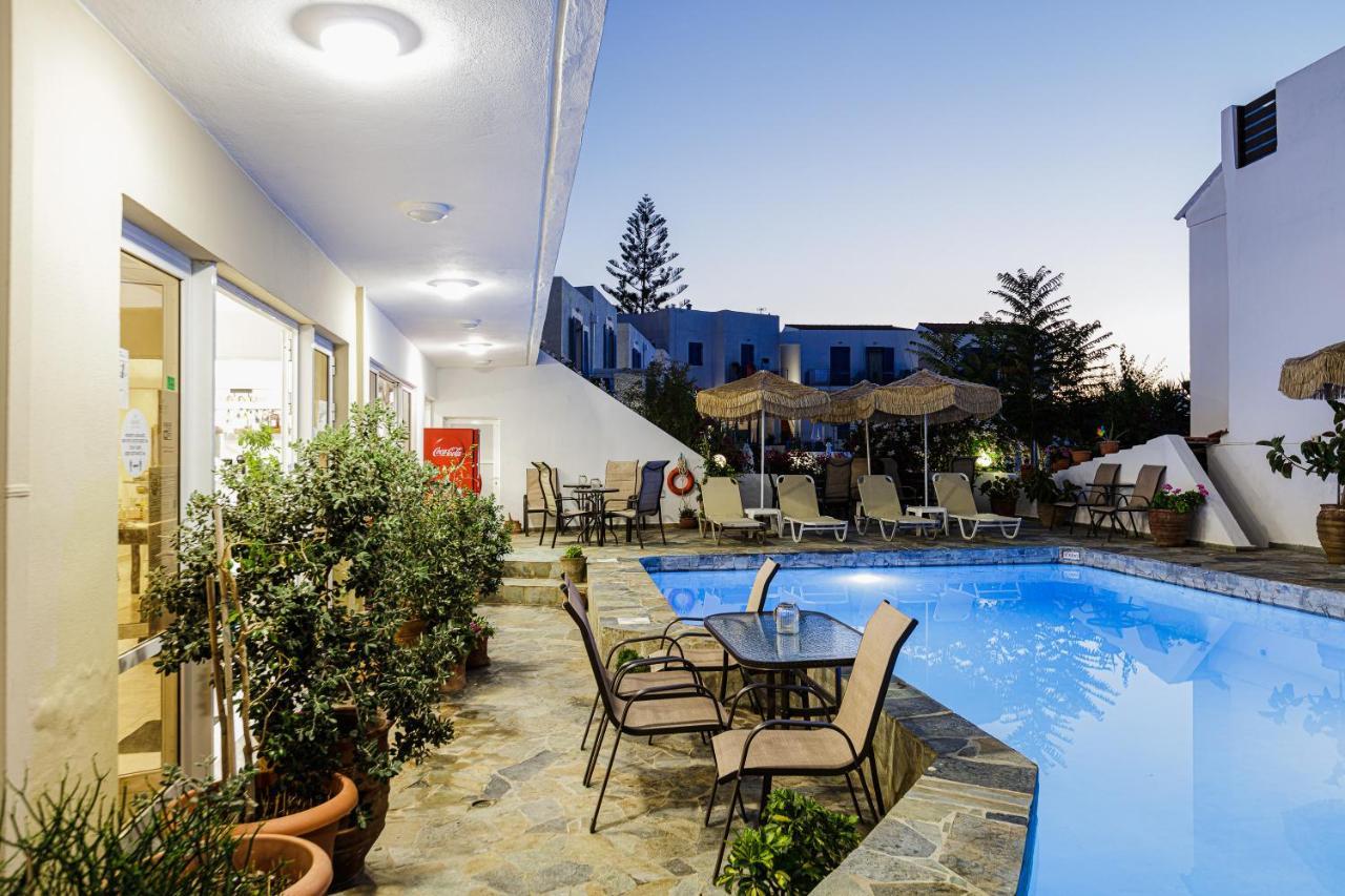 Kasteli Studios & Apartments Pánormos Екстериор снимка