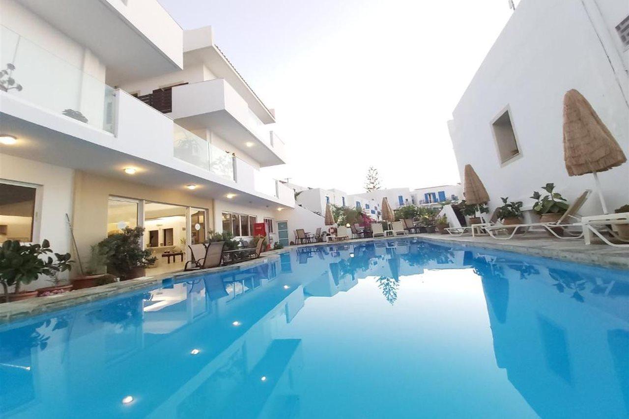 Kasteli Studios & Apartments Pánormos Екстериор снимка